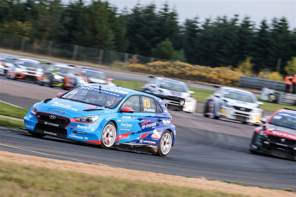 Andersen Motorsport gjorde en stor indsats i TCR Denmark i 2020 og endte med sølvet efter en hård kamp med Massive Motorsport og Kasper H. Jensen.
(Foto: TCR Denmark)